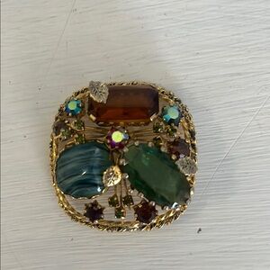 Elegant signed Kramer Gold and Green Brooch